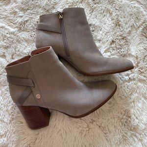 Louise Et Cie Ankle Booties Women’s Size 10 Sable Gray Boots